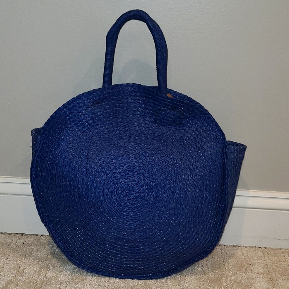 Disk Shaped Straw Bag